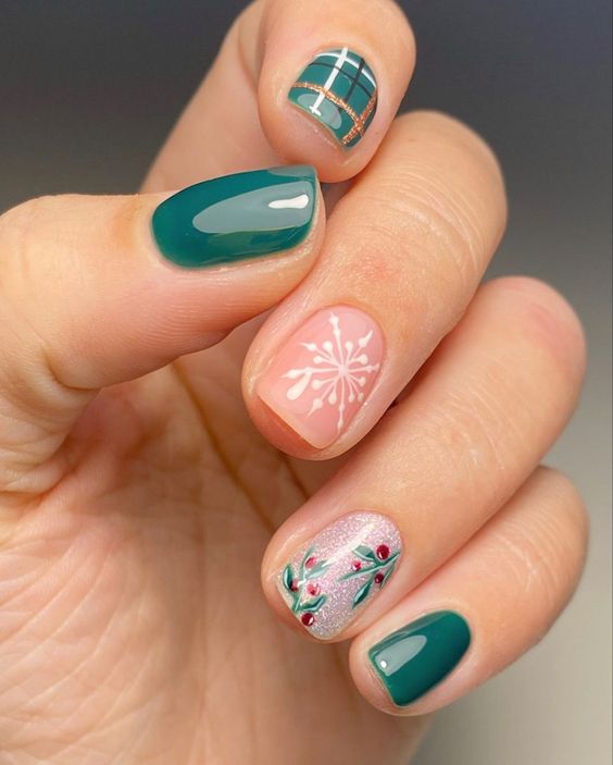 short holiday nail ideas green snowflake accent