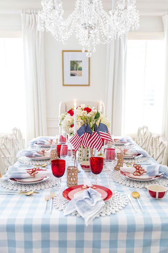 patriotic table scape